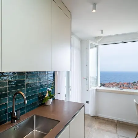 Luxury Libertas Apartment *