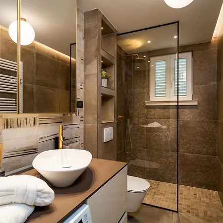 Luxury Libertas Lägenhet